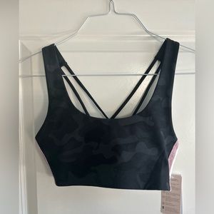 Spiritual Gangster // Studio Sports Bra // S